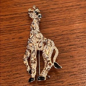Giraffe, brooch gold tone by Chico’s